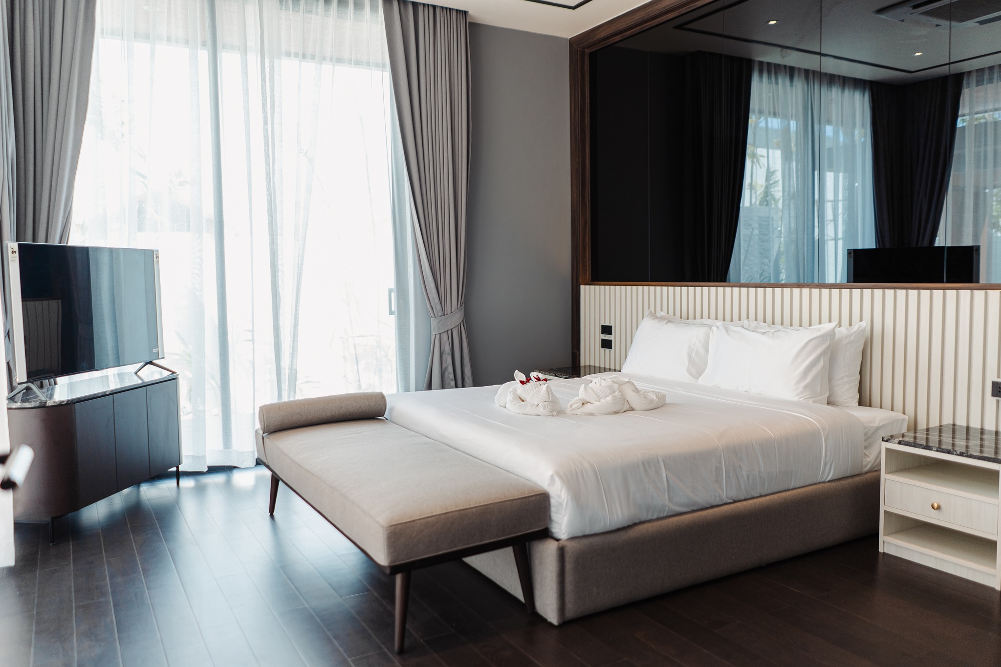 The Ozone Grand Residences 48